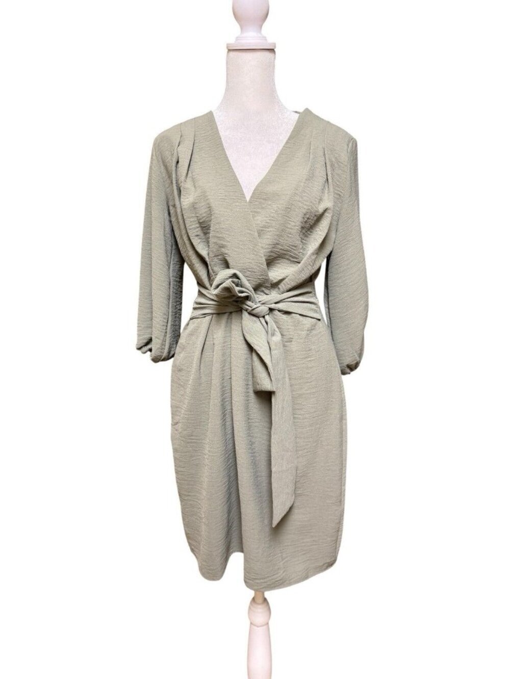 DKNY Olive Wrap Dress Size 6 Belted Knee Length 3/4 Sleeve